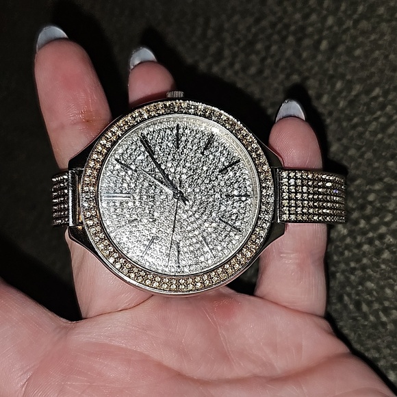 Michael Korsrunway crystal pave dial stainless steel ladies watch mk3250 - Picture 2 of 4